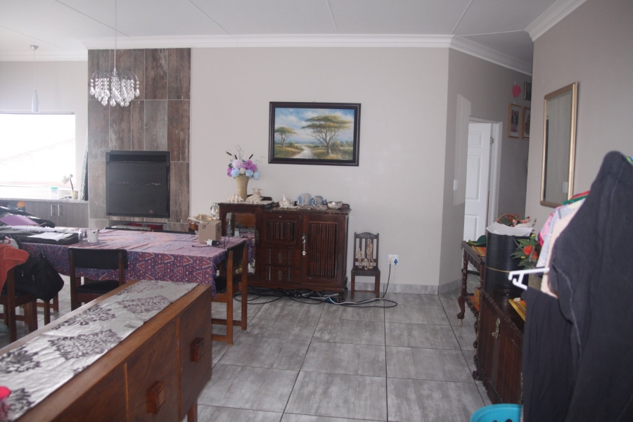 5 Bedroom Property for Sale in Dana Bay Western Cape